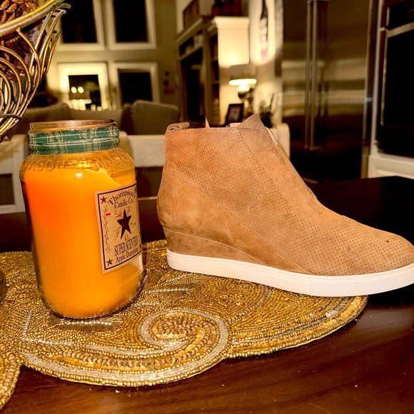 L.Paolo - Tan Suede Ankle Boots Size 8.5M - Picture 2 of 12